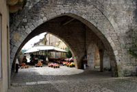 market day at Montpazier